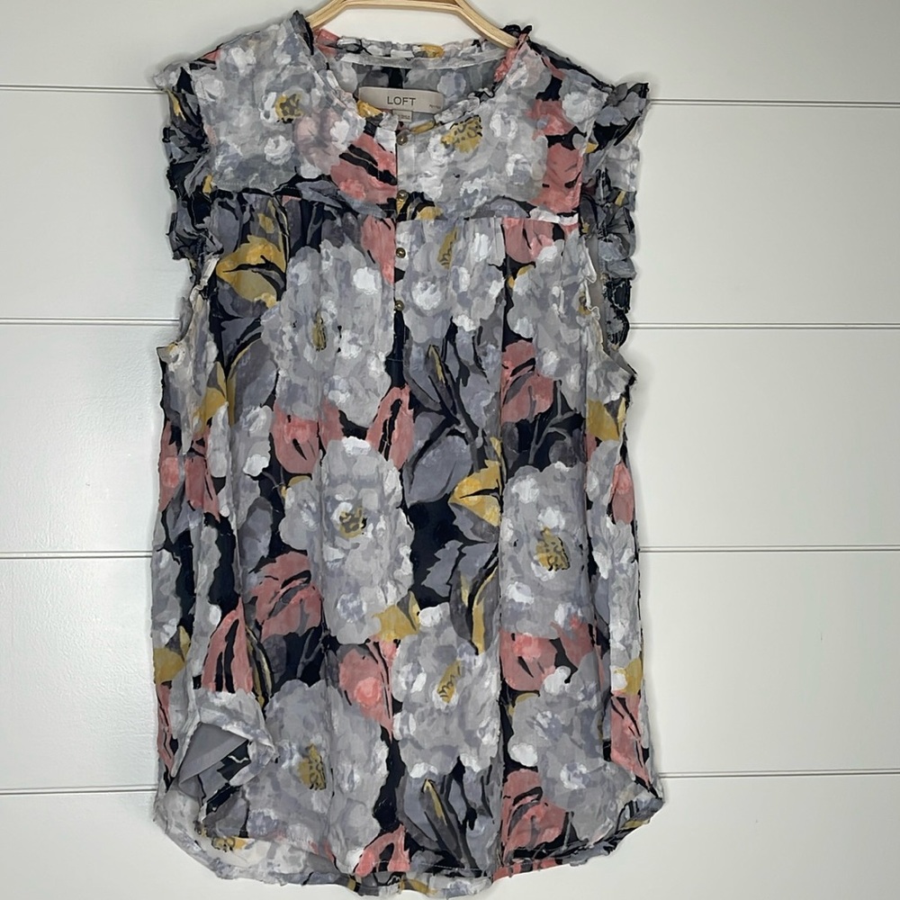 LOFT Sleeveless Ruffled Blouse: MPetite